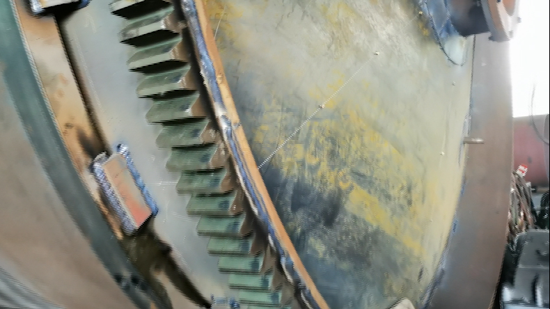 廢輪胎回收利用發布新規范  解讀一下廢輪胎裂解煉油的新規