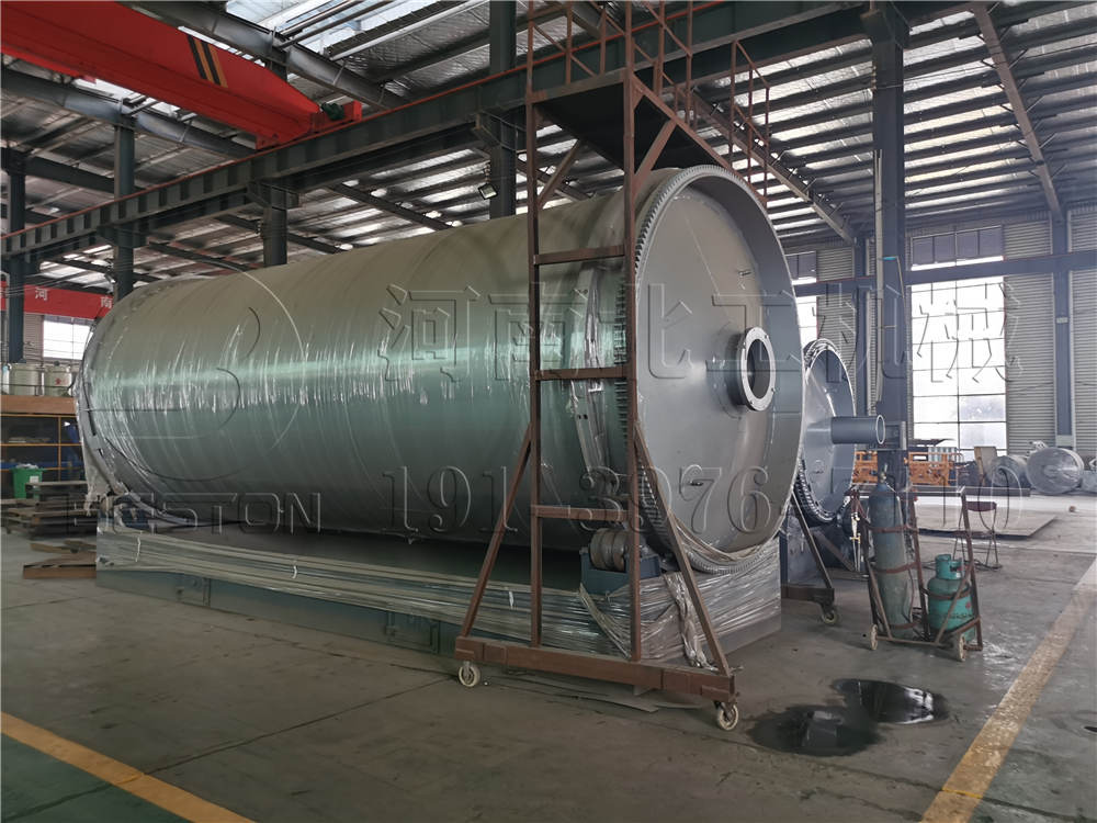 油泥熱解設(shè)備進行土壤修復  解決土地污染